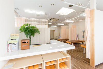 磐田市で交通事故治療・むちうち治療なら ゆうき鍼灸接骨院|リハビリ・自賠責保険対応